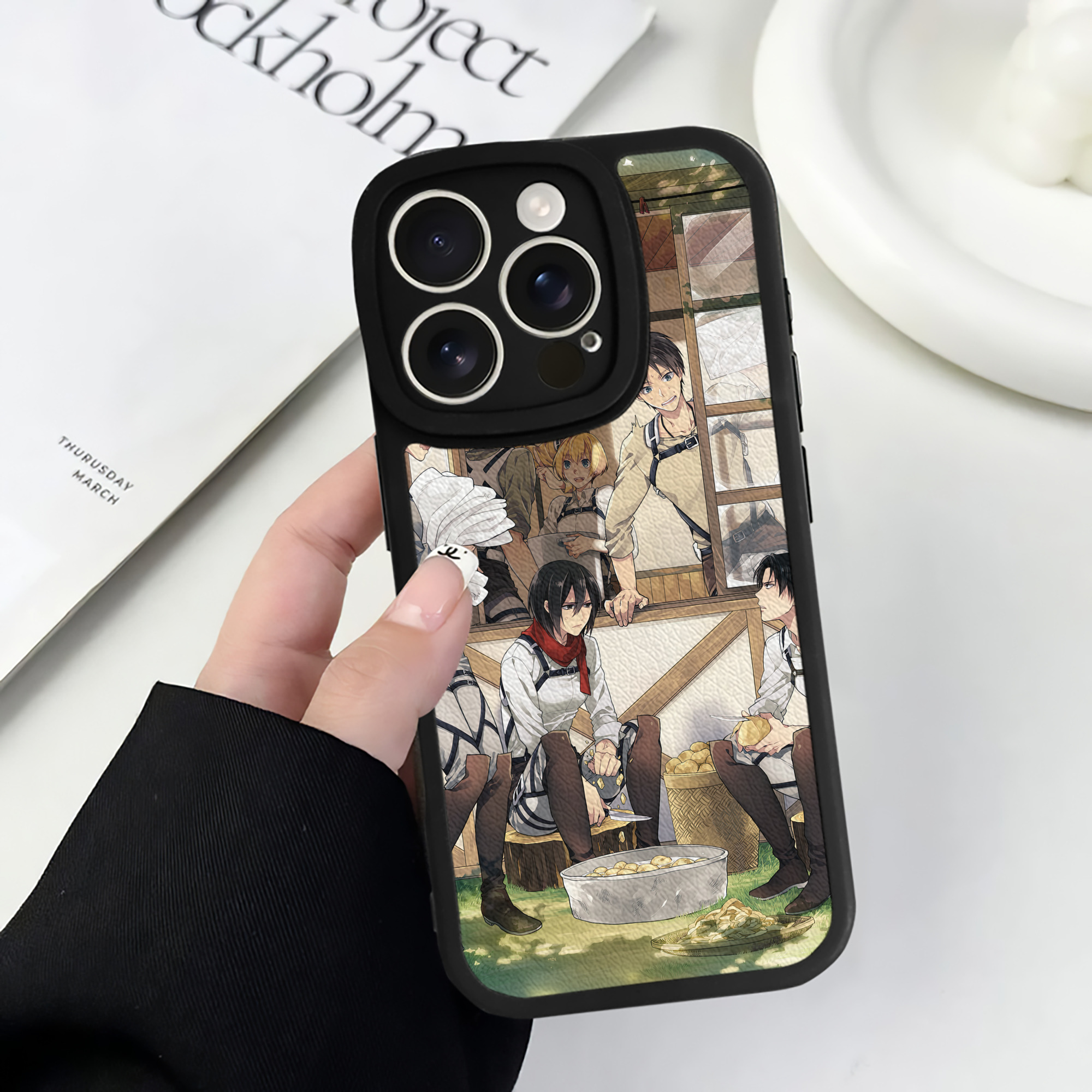 （画像用） 進撃の巨人 Attack on Titan 【iPhone 16シリーズ対応】シリコンスマホケース（レザー調） 材質：シリコン
